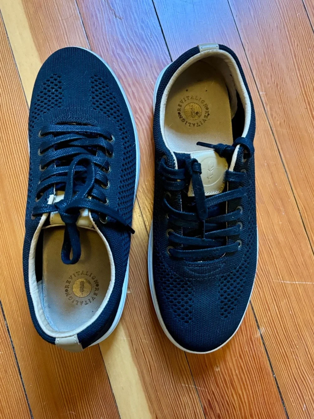 Men’s navy Revitalign sneakers